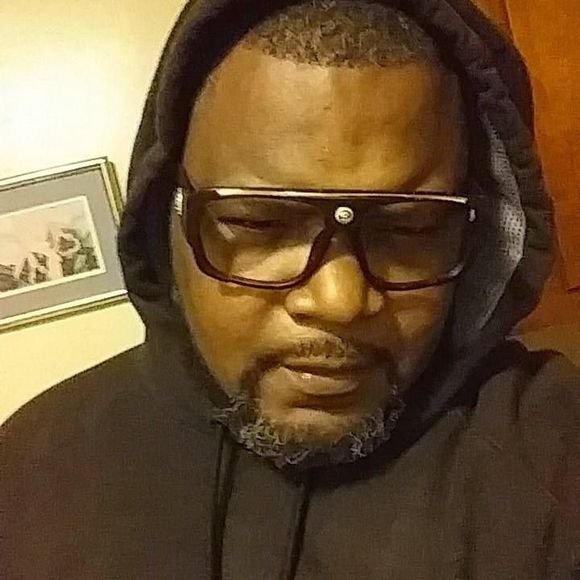 Meet your Posher, Willie - Picture 1 of 1